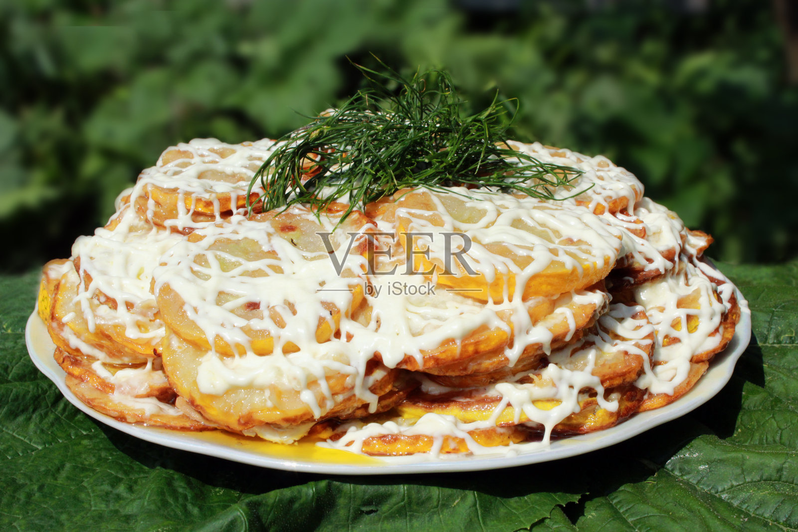 这道菜由炸南瓜做成照片摄影图片