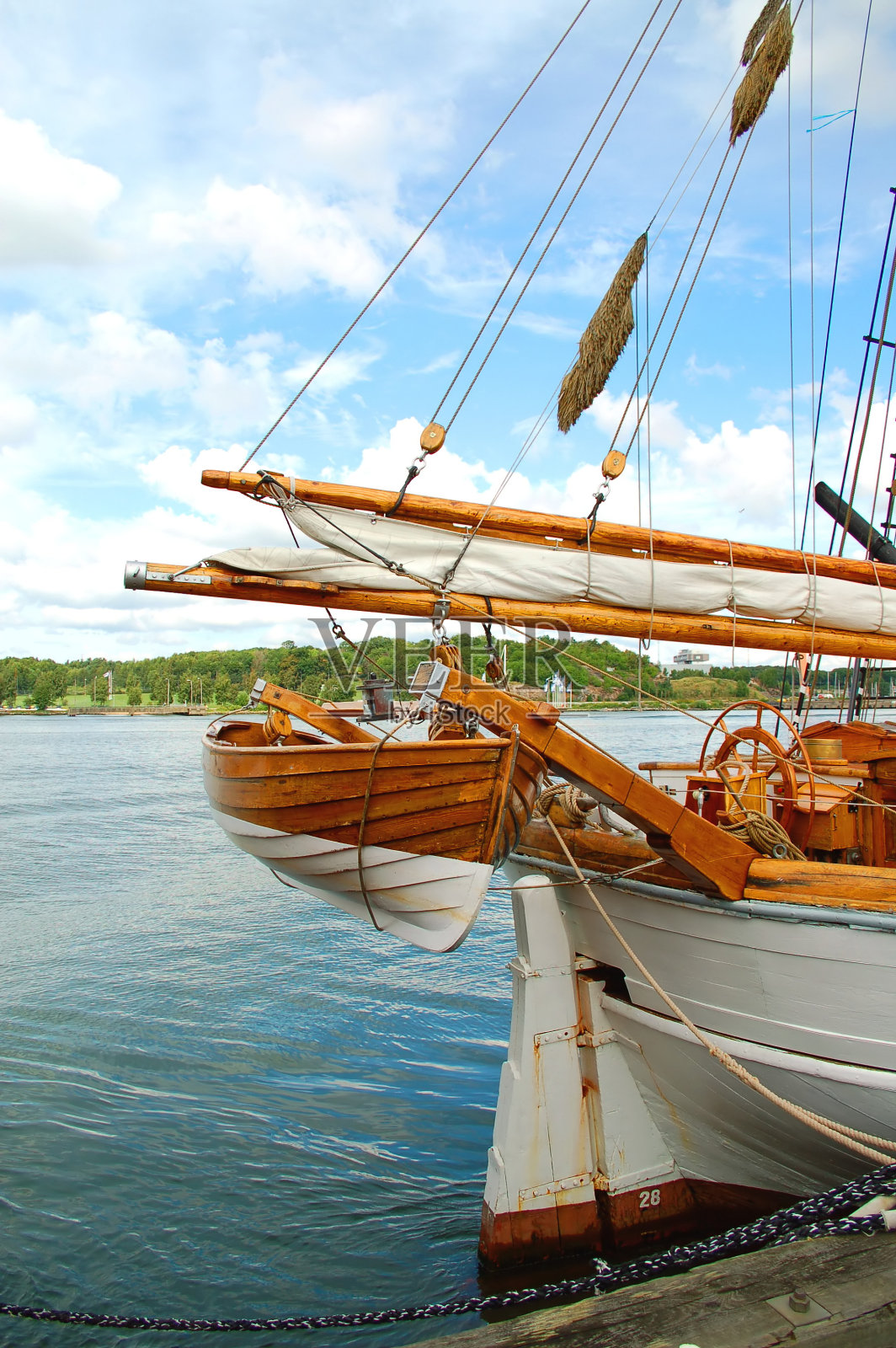 后甲板照片摄影图片
