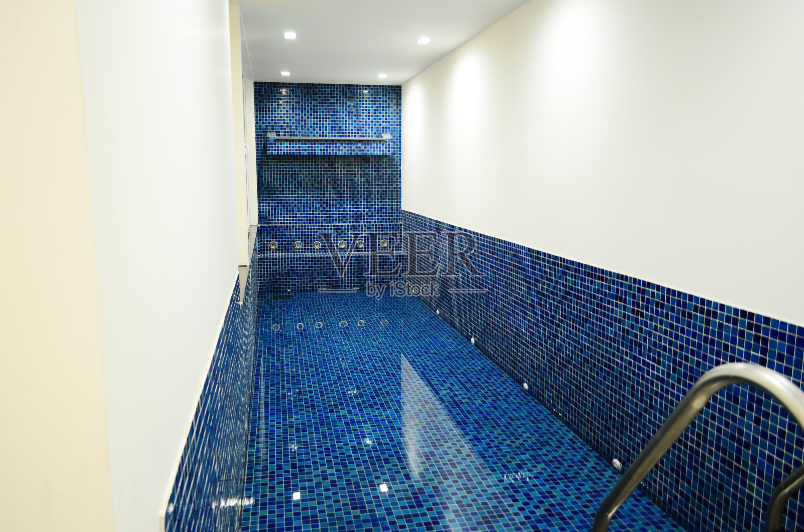 游泳池照片摄影图片