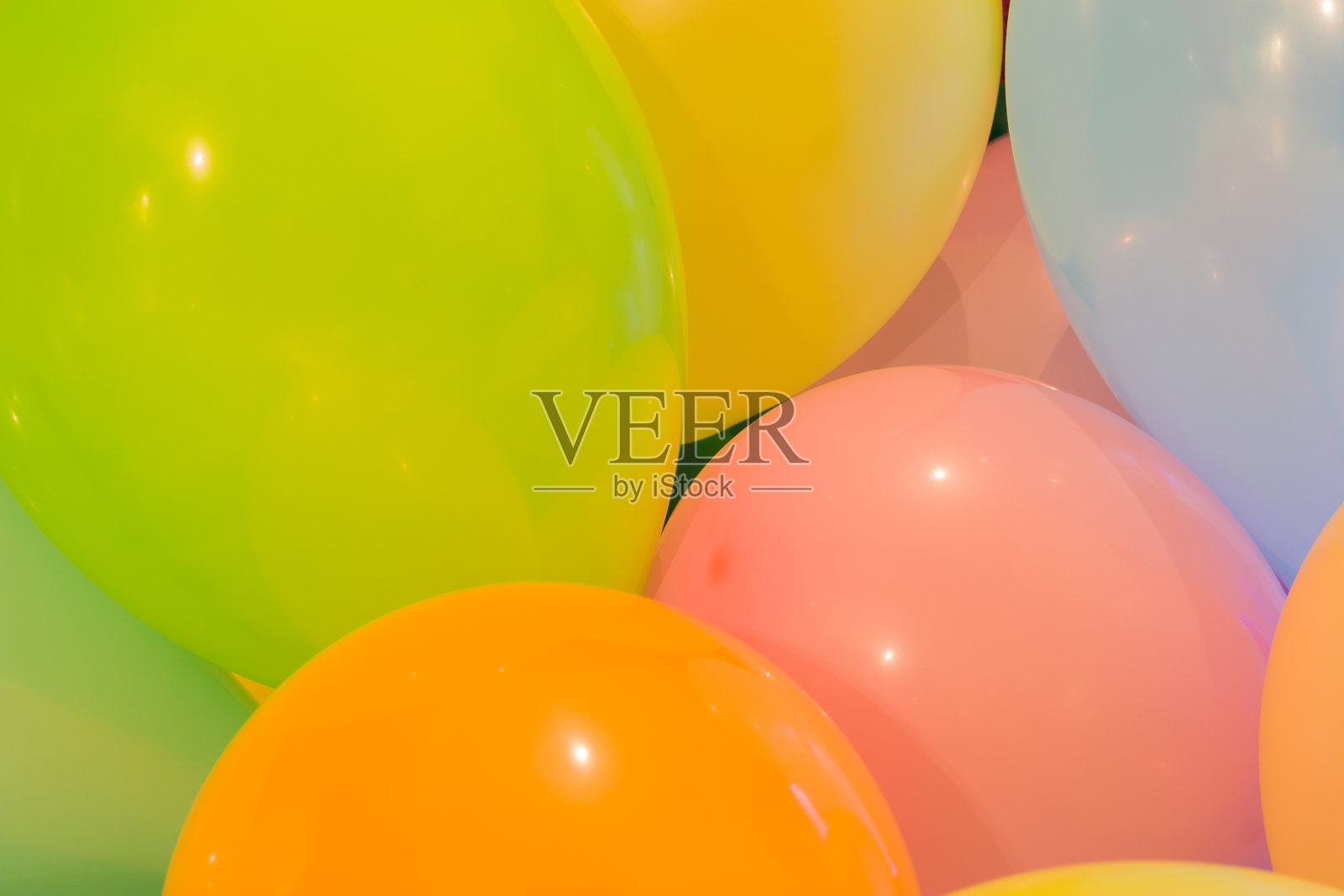 派对气球彩色背景照片摄影图片