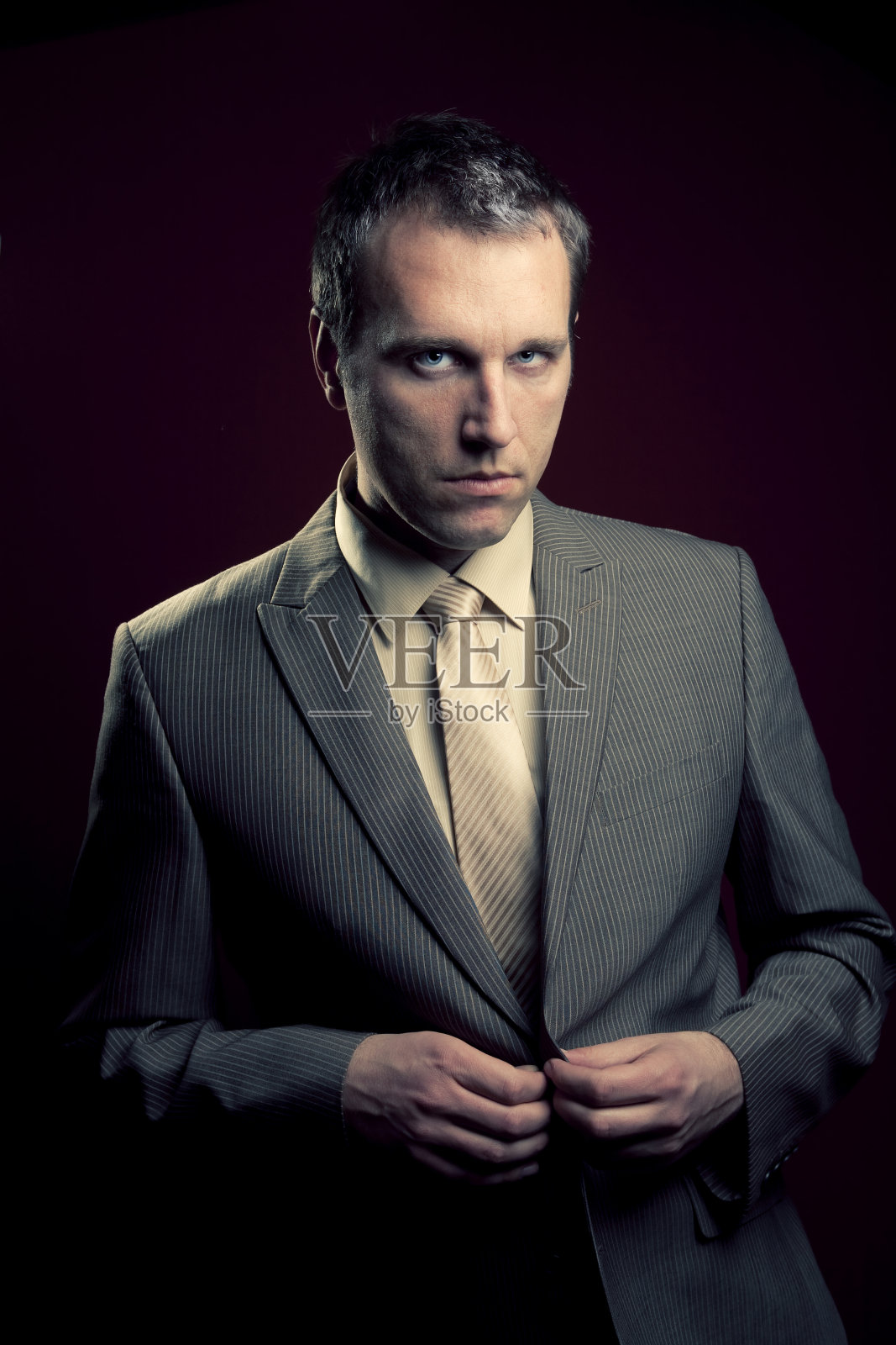 年轻的商人照片摄影图片