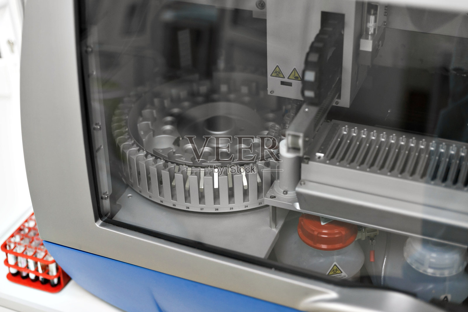 用于分析的医疗设备。对艾滋病和其他疾病进行血液检测DNA的定义。有选择性的重点照片摄影图片