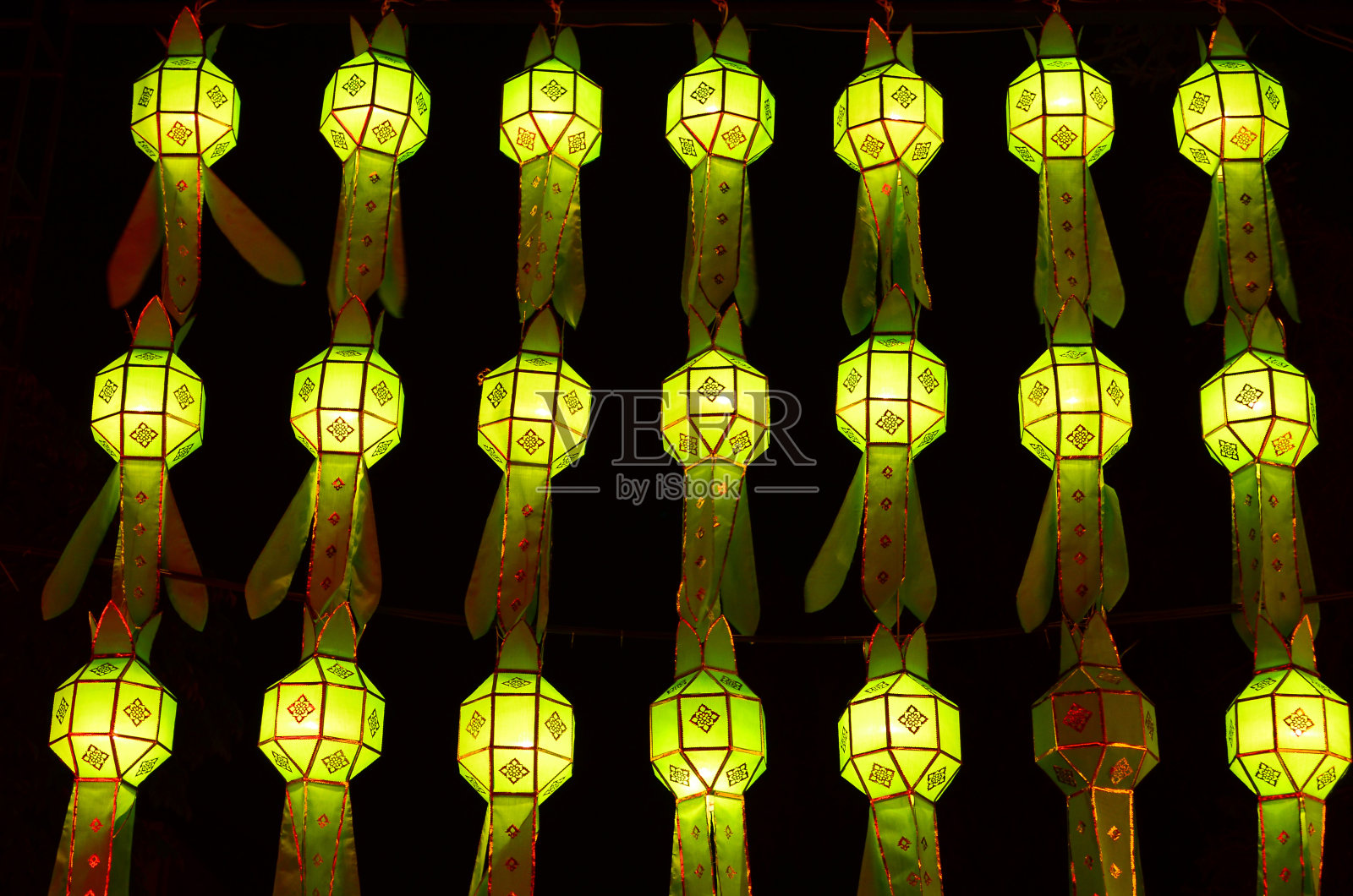 亚洲五颜六色的灯笼照片摄影图片