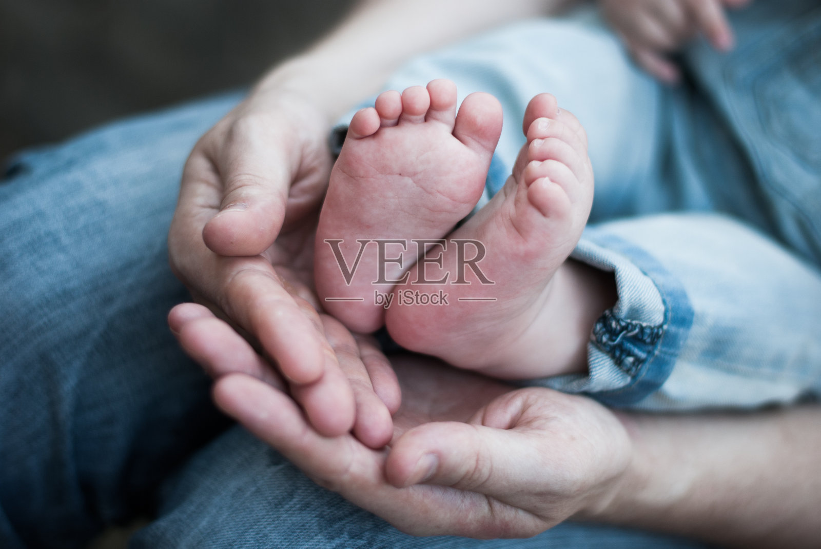 婴儿的腿照片摄影图片