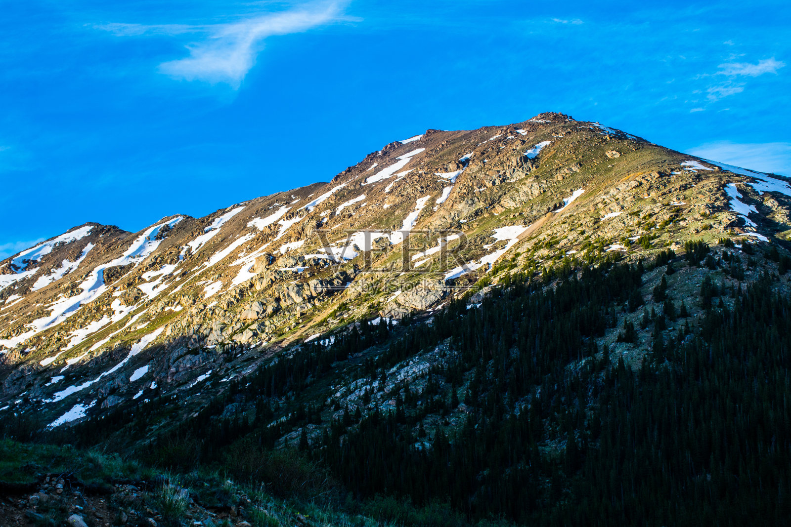 独立隘口科罗拉多春天日落山顶照片摄影图片