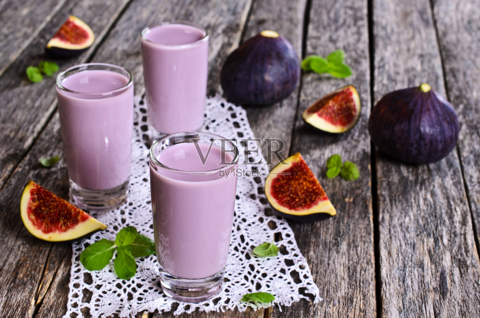 Cocktai紫colorl照片摄影图片