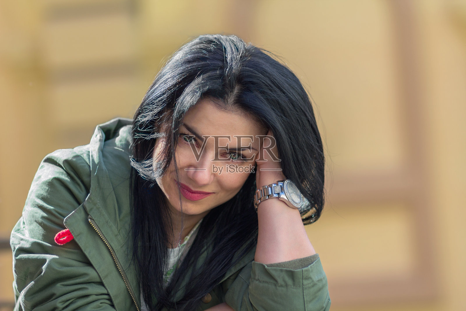 街头美女肖像照片摄影图片