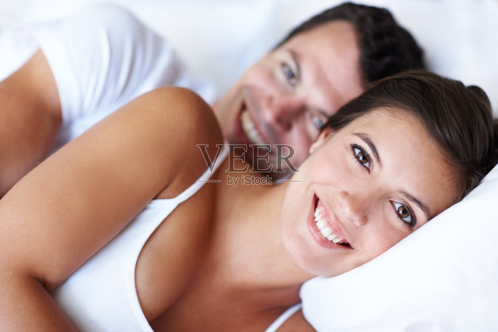 我们喜欢一起醒来照片摄影图片