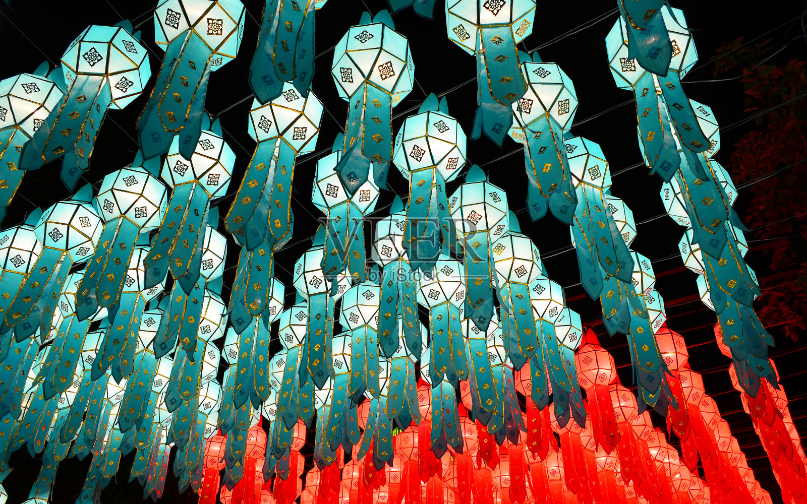 亚洲五颜六色的灯笼照片摄影图片