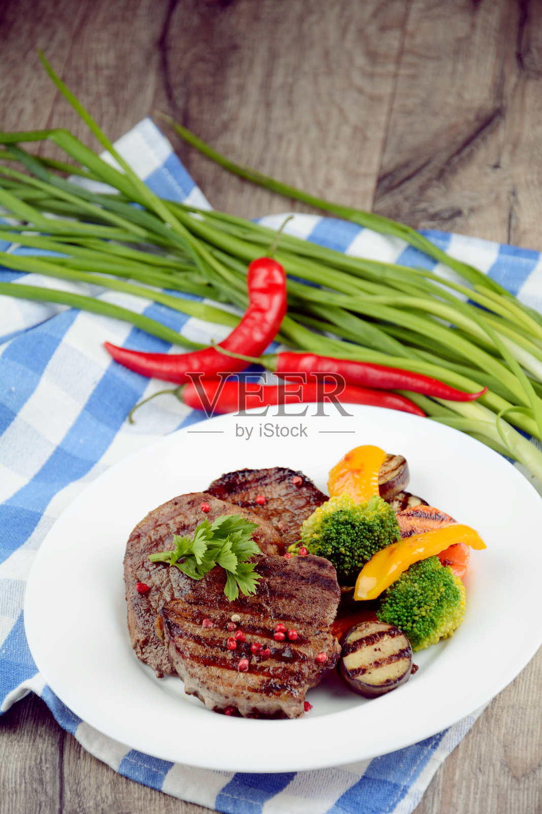 美味的烤牛排照片摄影图片