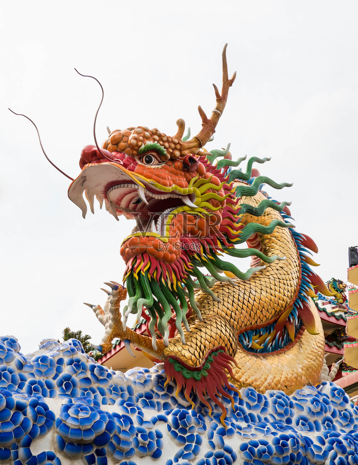 中国龙的雕像。照片摄影图片