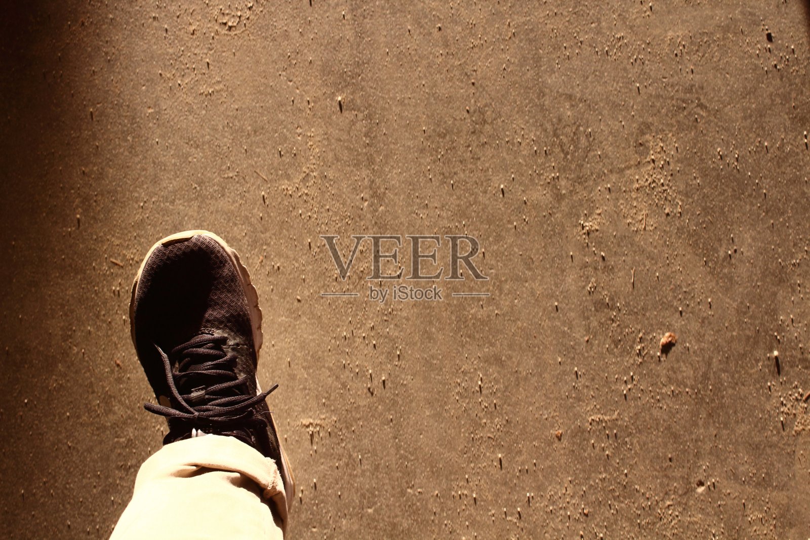 走的脚照片摄影图片