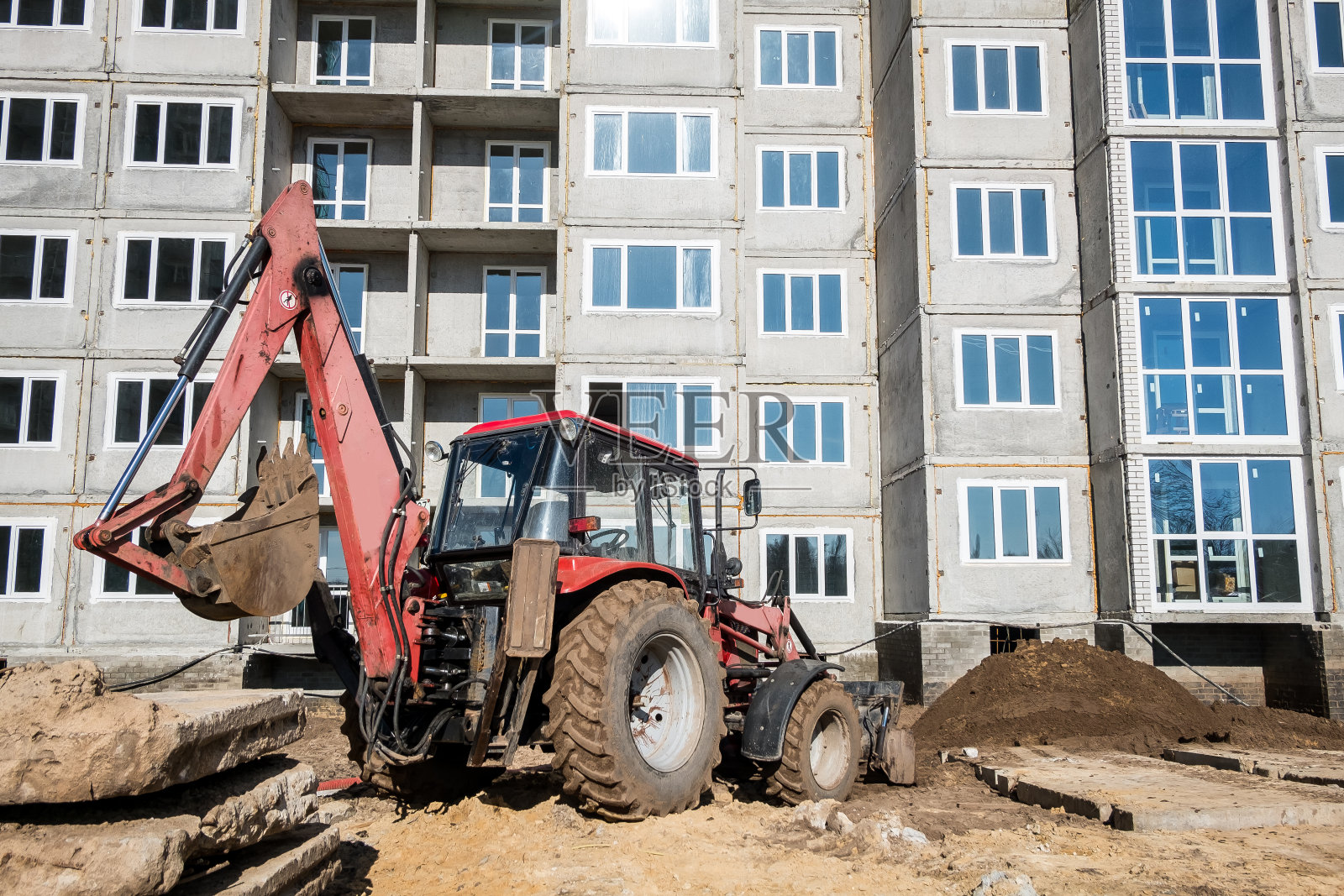 推土机正在工地上工作照片摄影图片