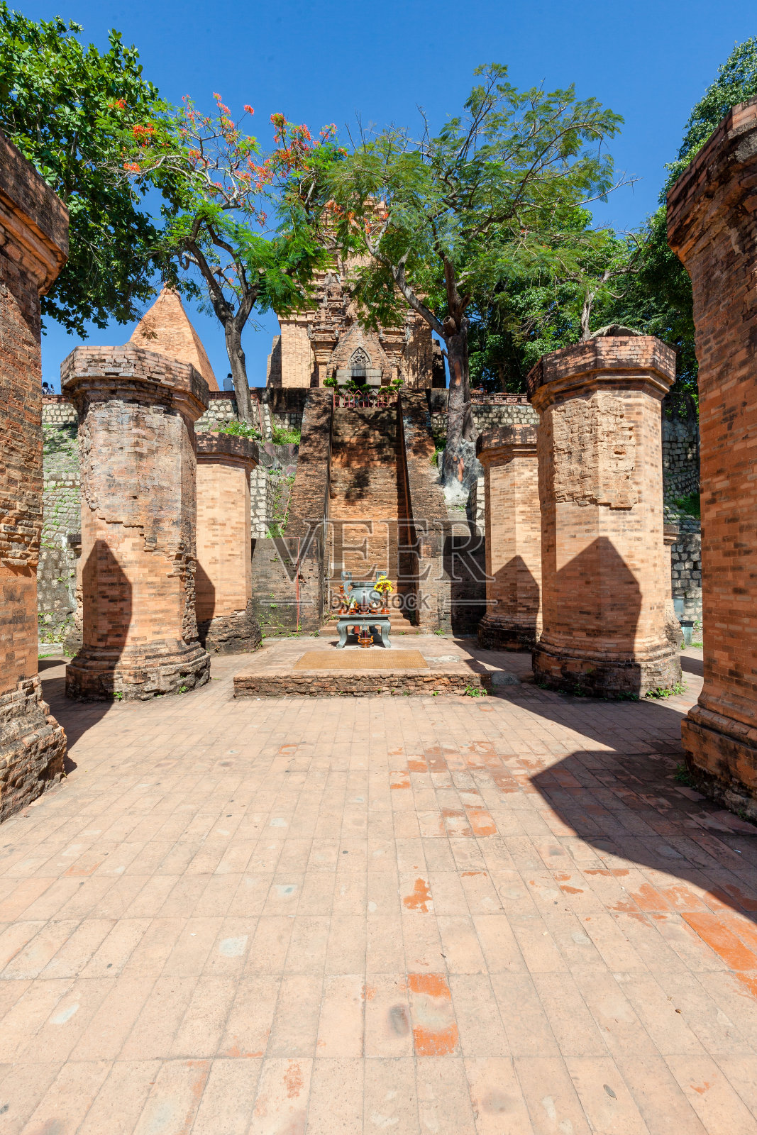 越南芽庄附近的波那加塔照片摄影图片