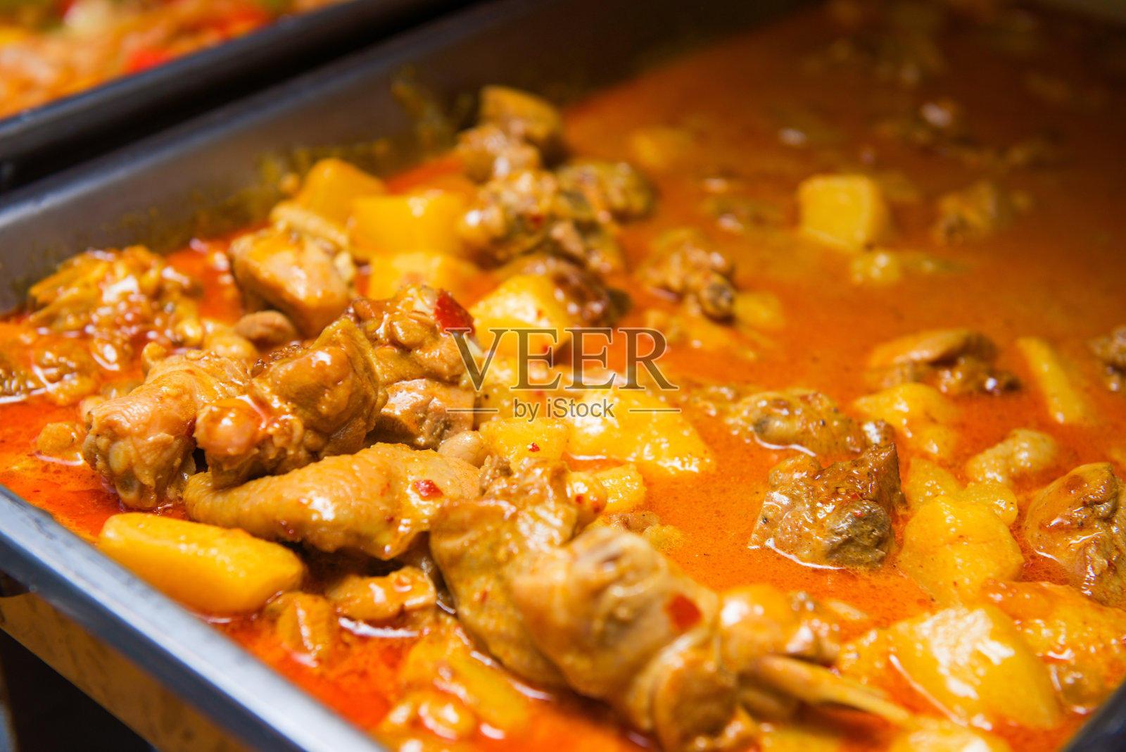 午餐麻辣咖喱鸡照片摄影图片