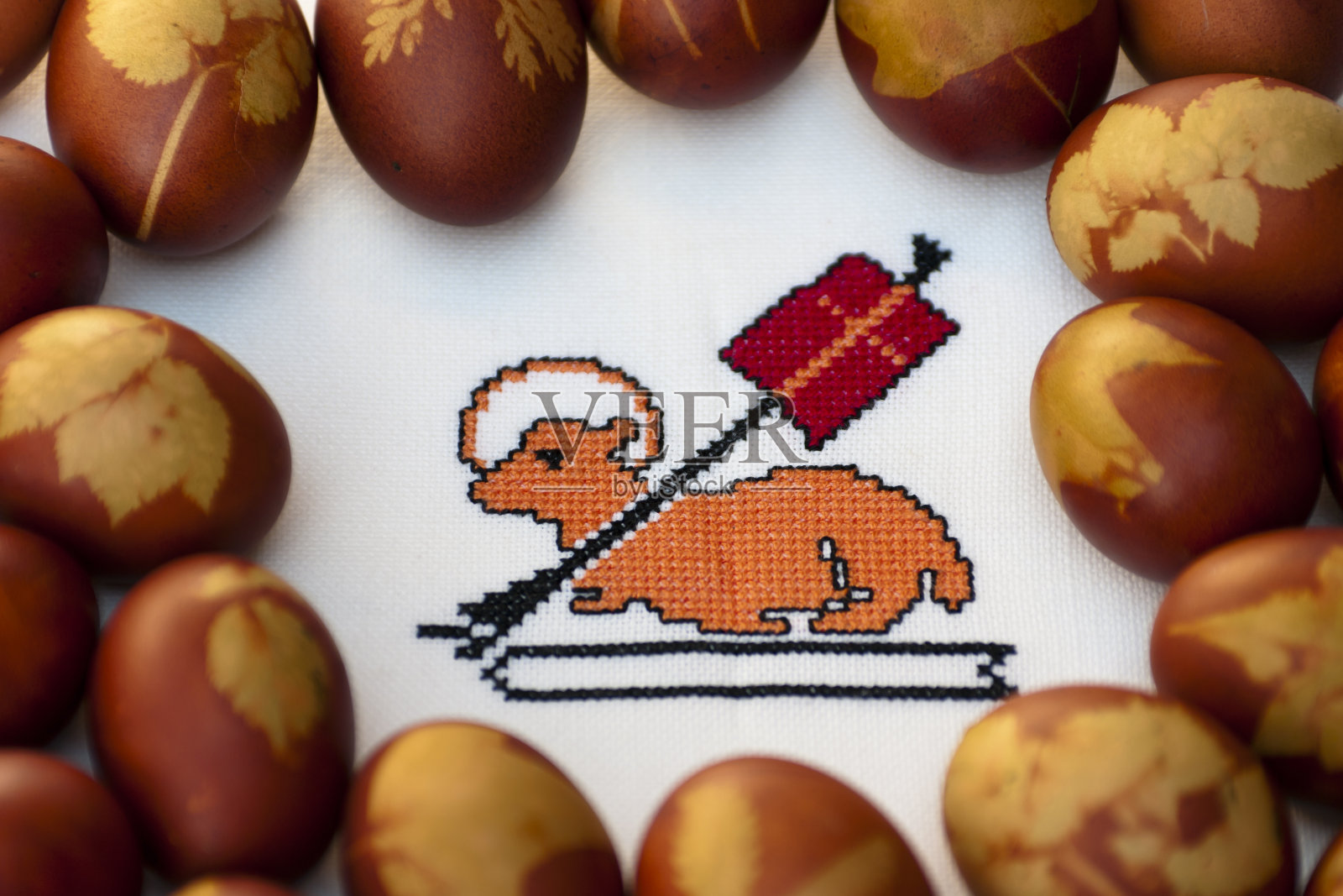 传统的复活节彩蛋。插画图片素材