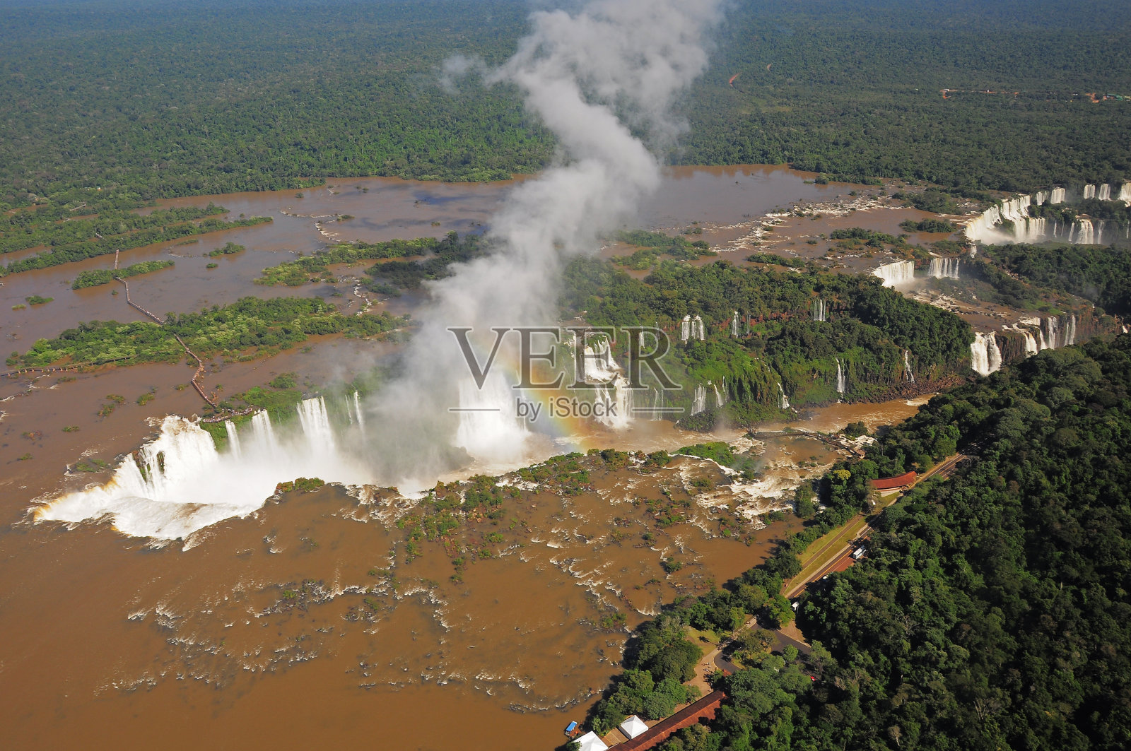 伊瓜苏瀑布。照片摄影图片
