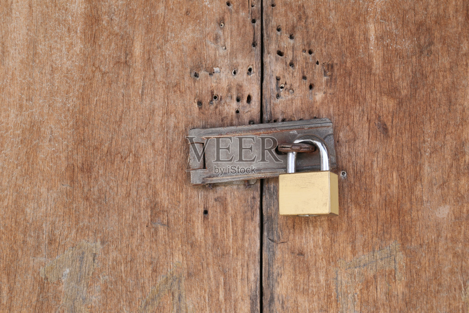 老木门,泰国传统房屋的木门。照片摄影图片