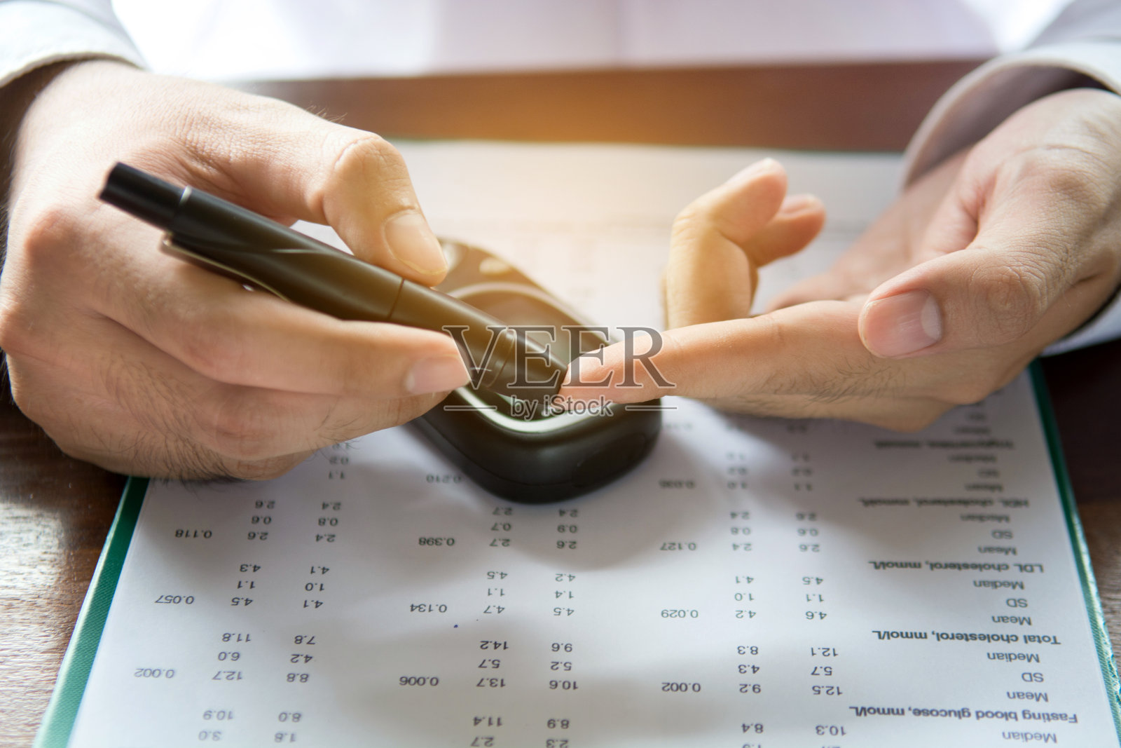 血糖仪照片摄影图片