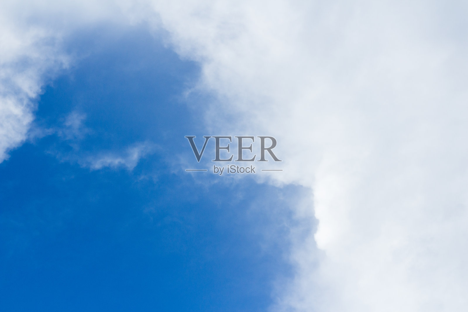 天空中的云照片摄影图片