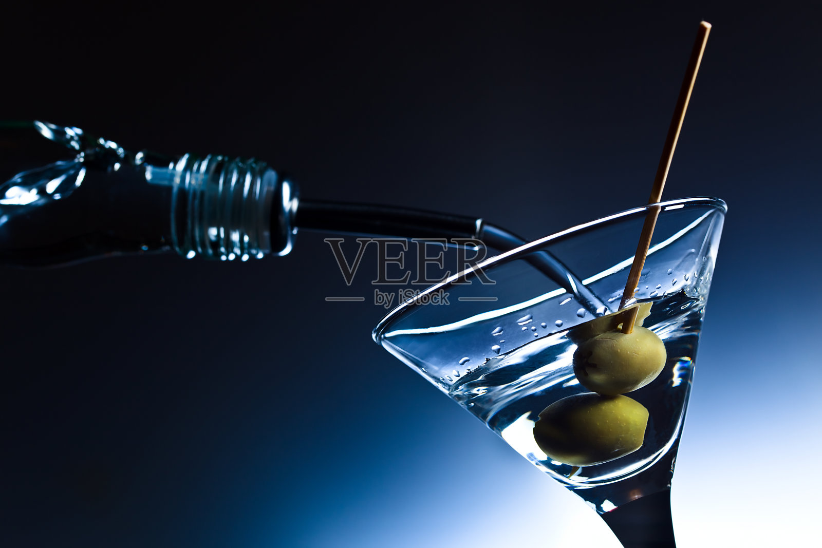 干马提尼加橄榄照片摄影图片