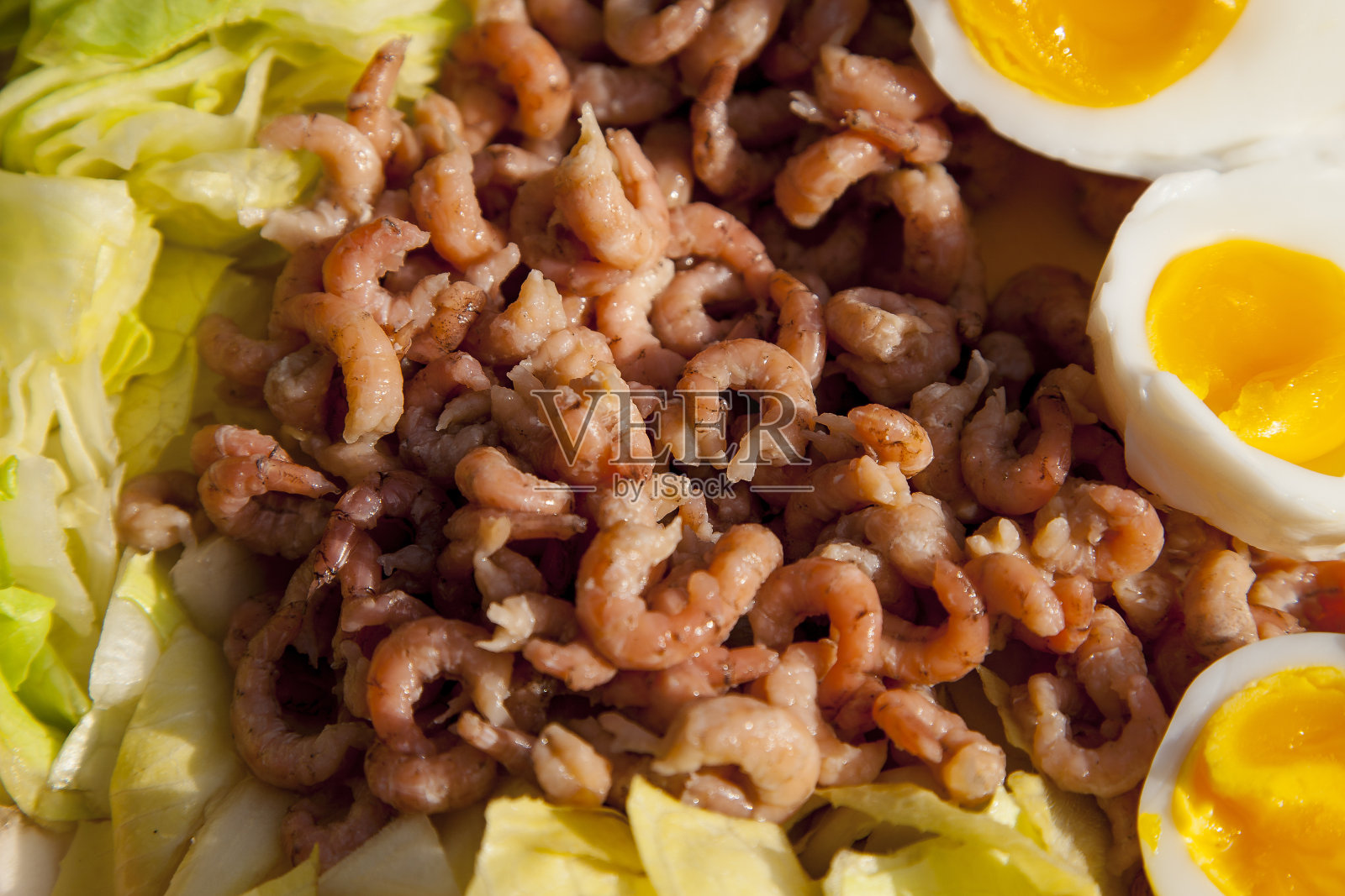 虾仁鸡蛋沙拉照片摄影图片