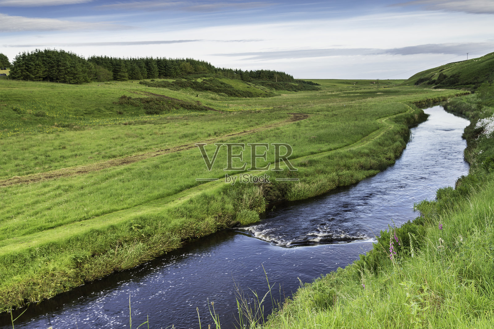 高地瑟索周边乡村风光照片摄影图片