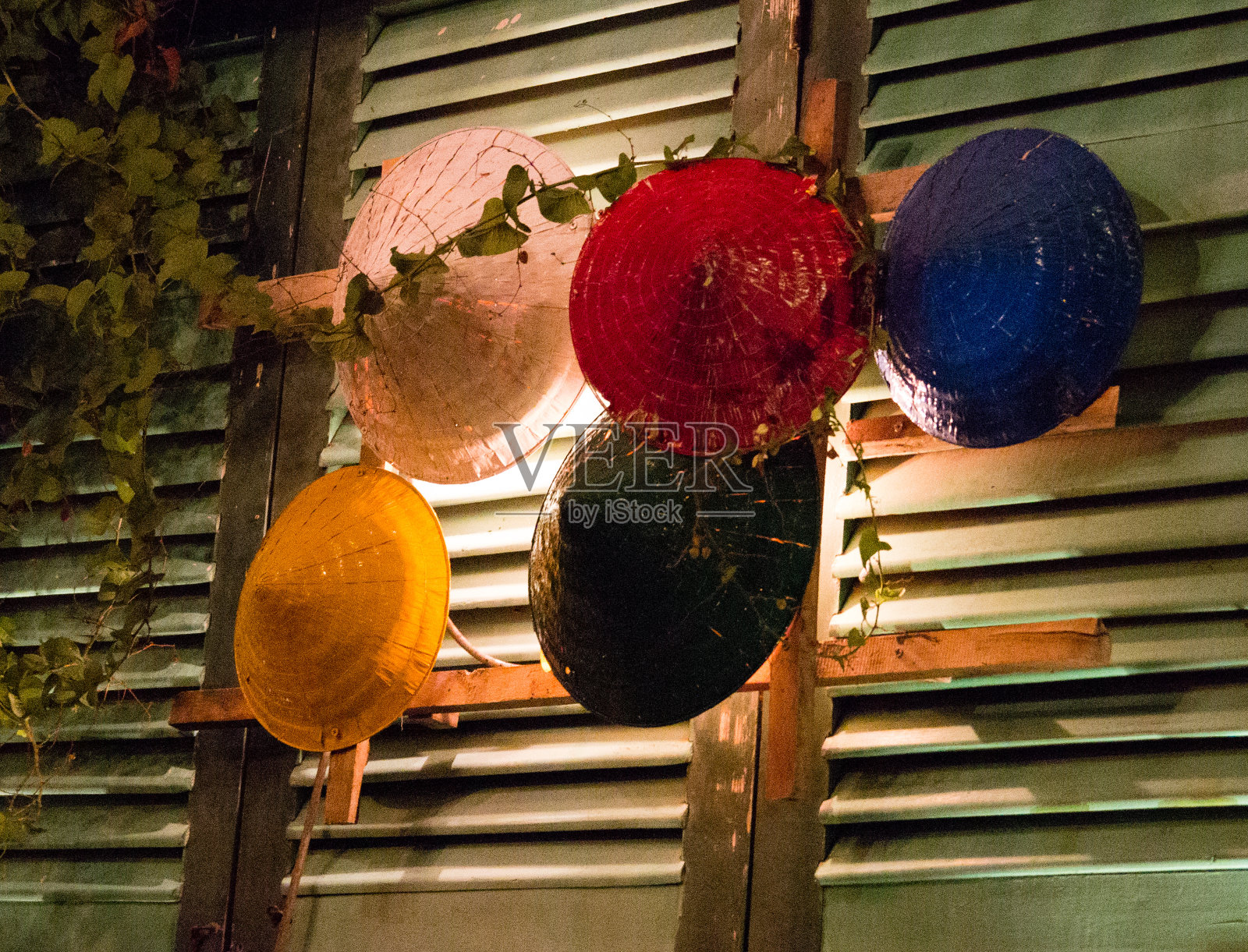 传统的圆锥形越南草帽照片摄影图片