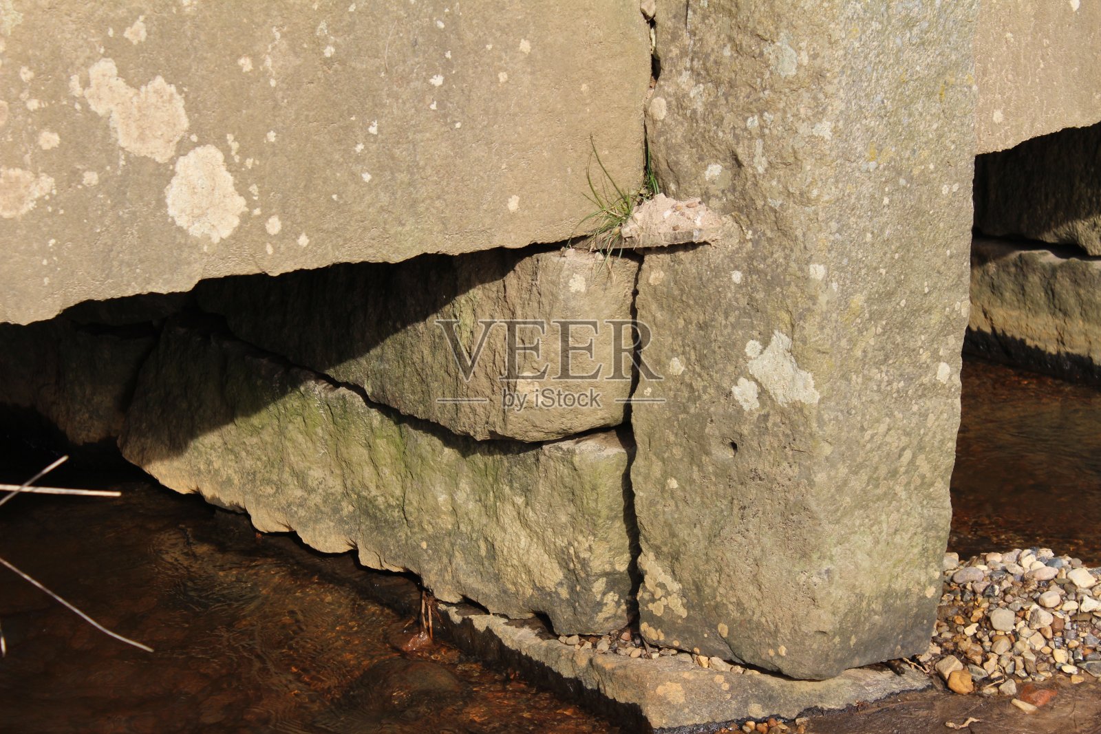 丹麦的老桥Fjællebroen照片摄影图片