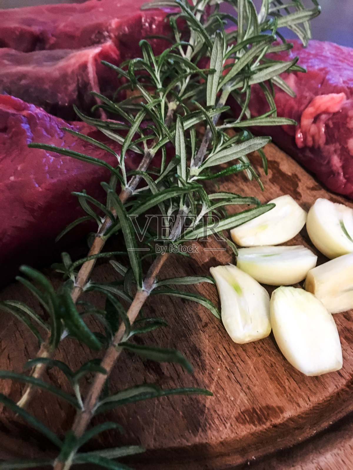 准备烧烤的牛排照片摄影图片