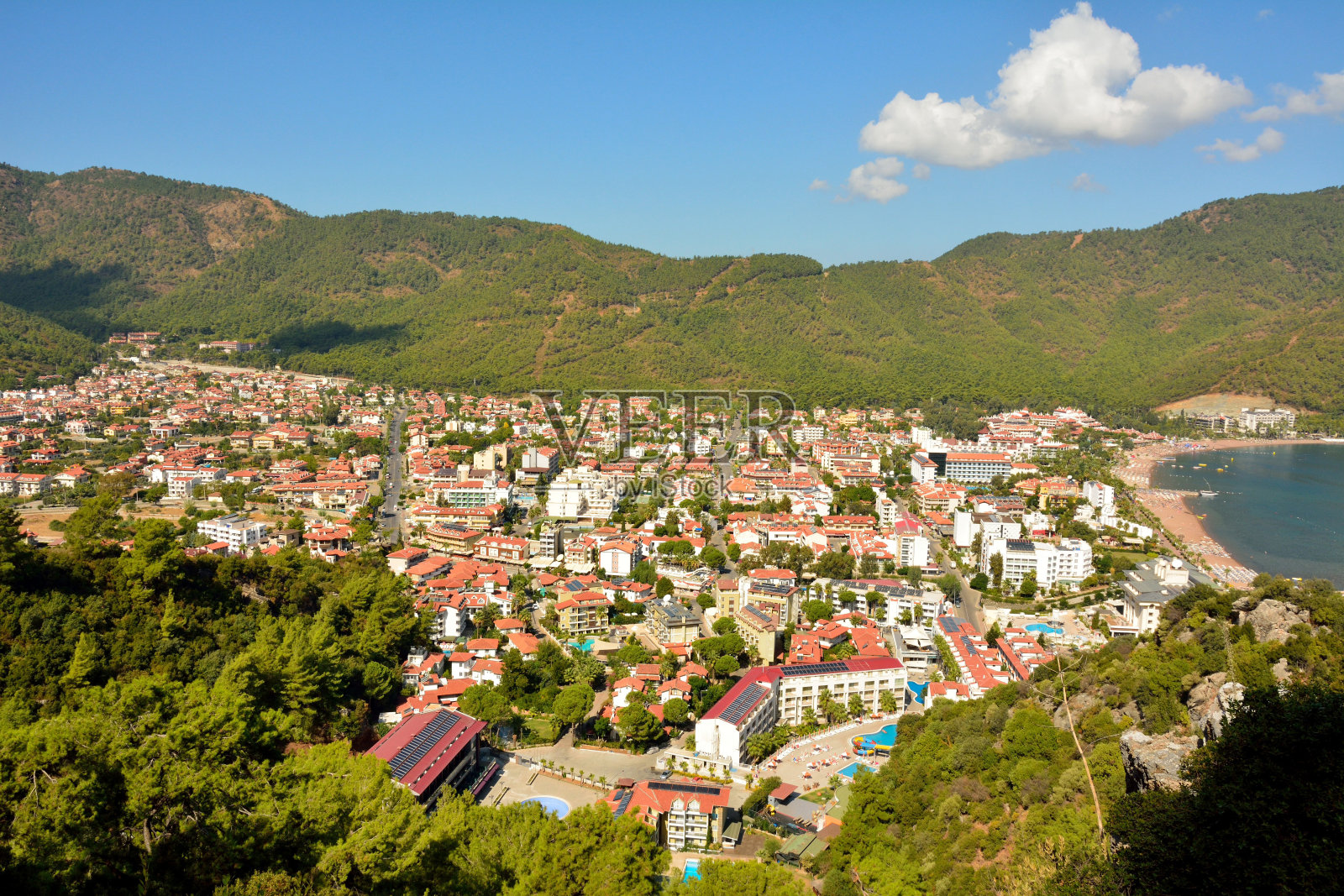 土耳其马尔马里斯镇的伊梅勒郊区。照片摄影图片