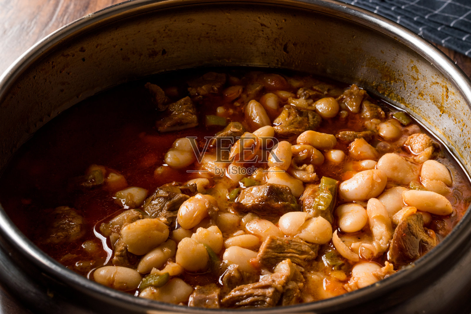 土耳其烤豆肉/埃特利库鲁法苏里。照片摄影图片