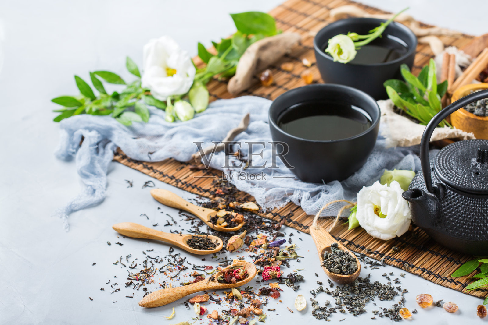 选用日本中草药马沙拉茶茶壶照片摄影图片