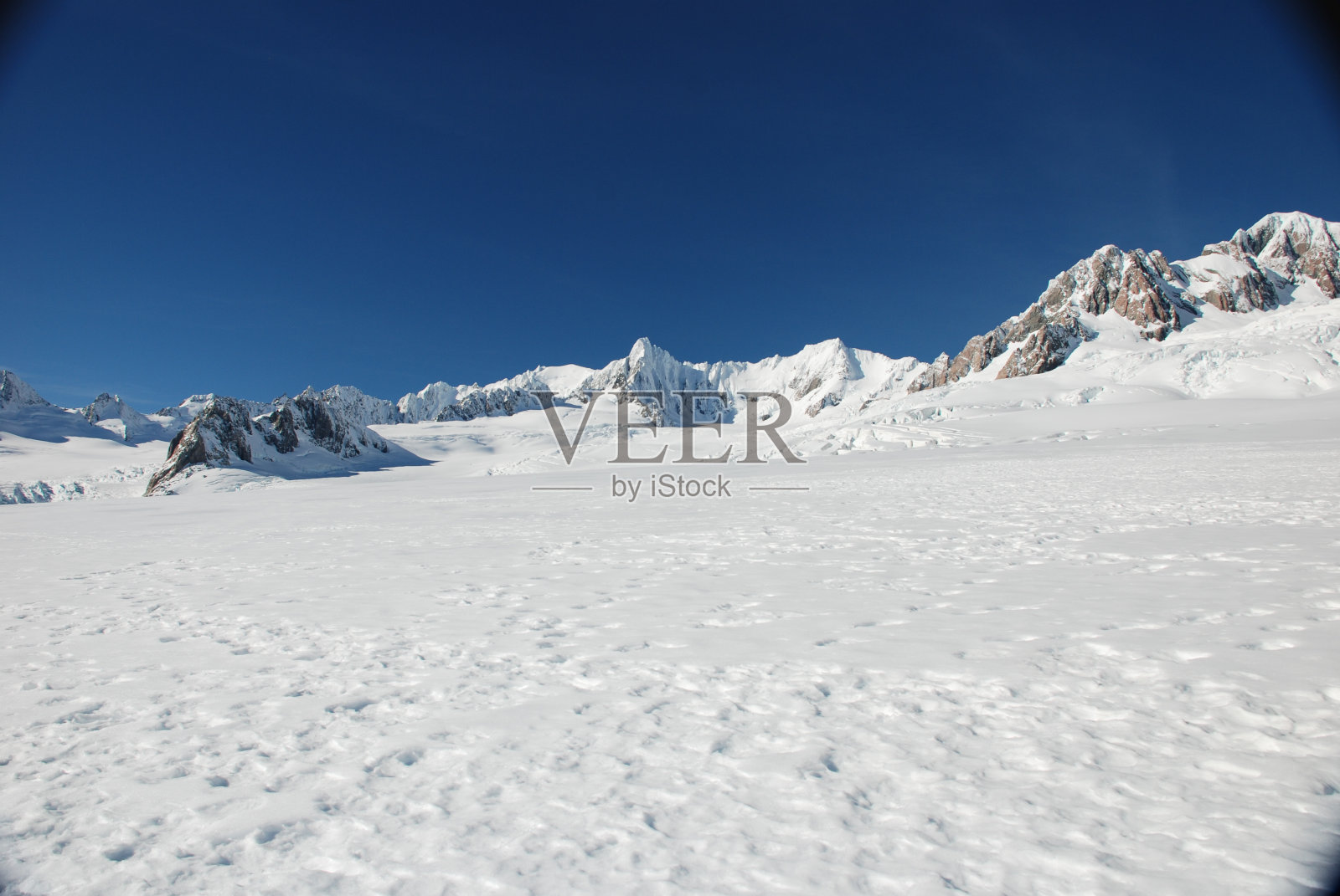 全景,动植物,人,道路和航空运输照片摄影图片