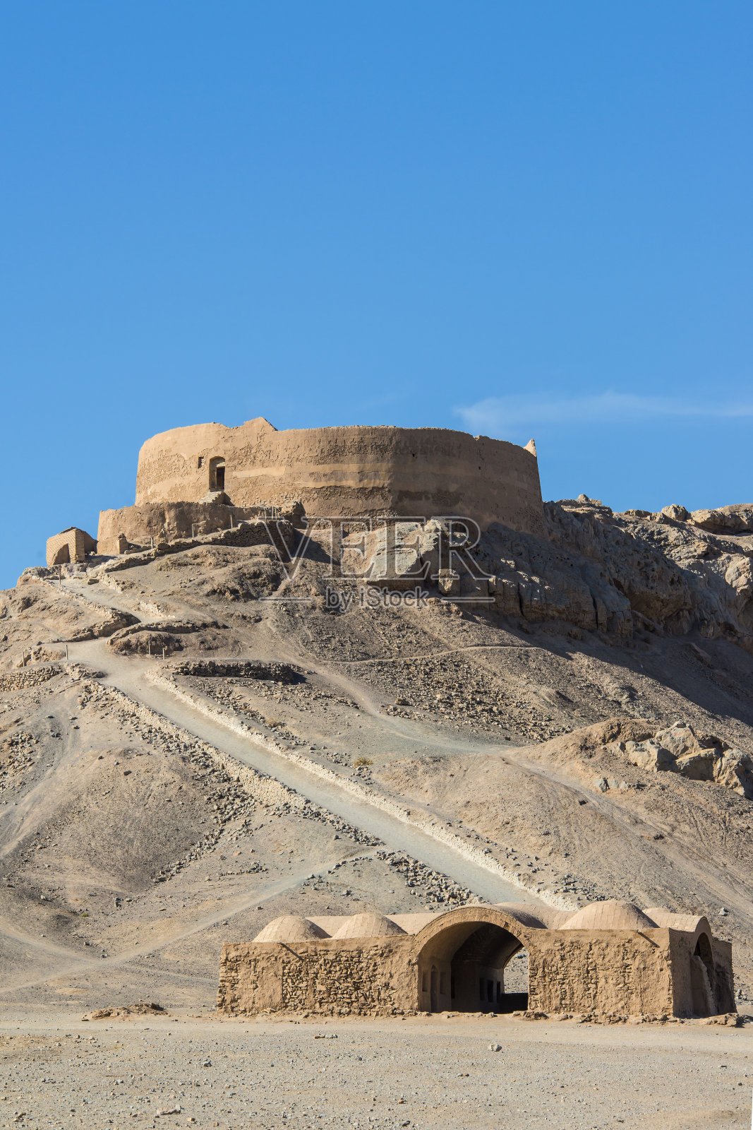 伊朗亚兹德的静默塔照片摄影图片