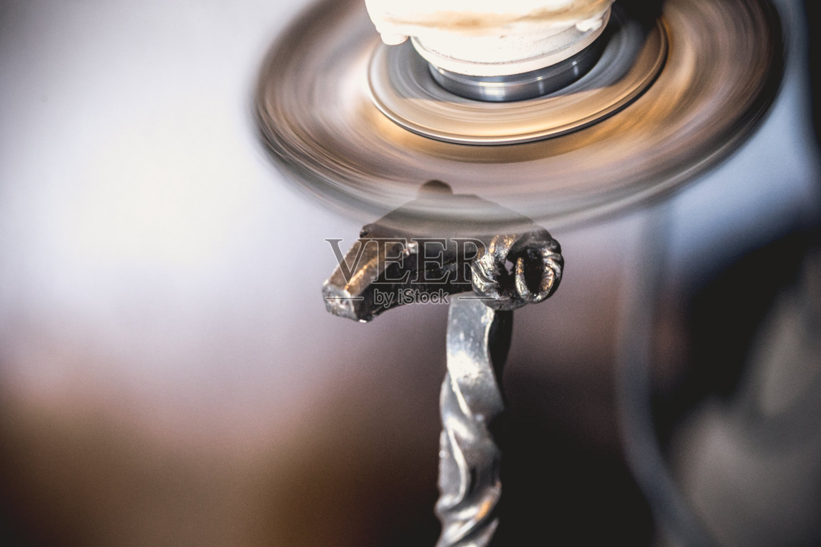 磨刀柄的近景照片摄影图片