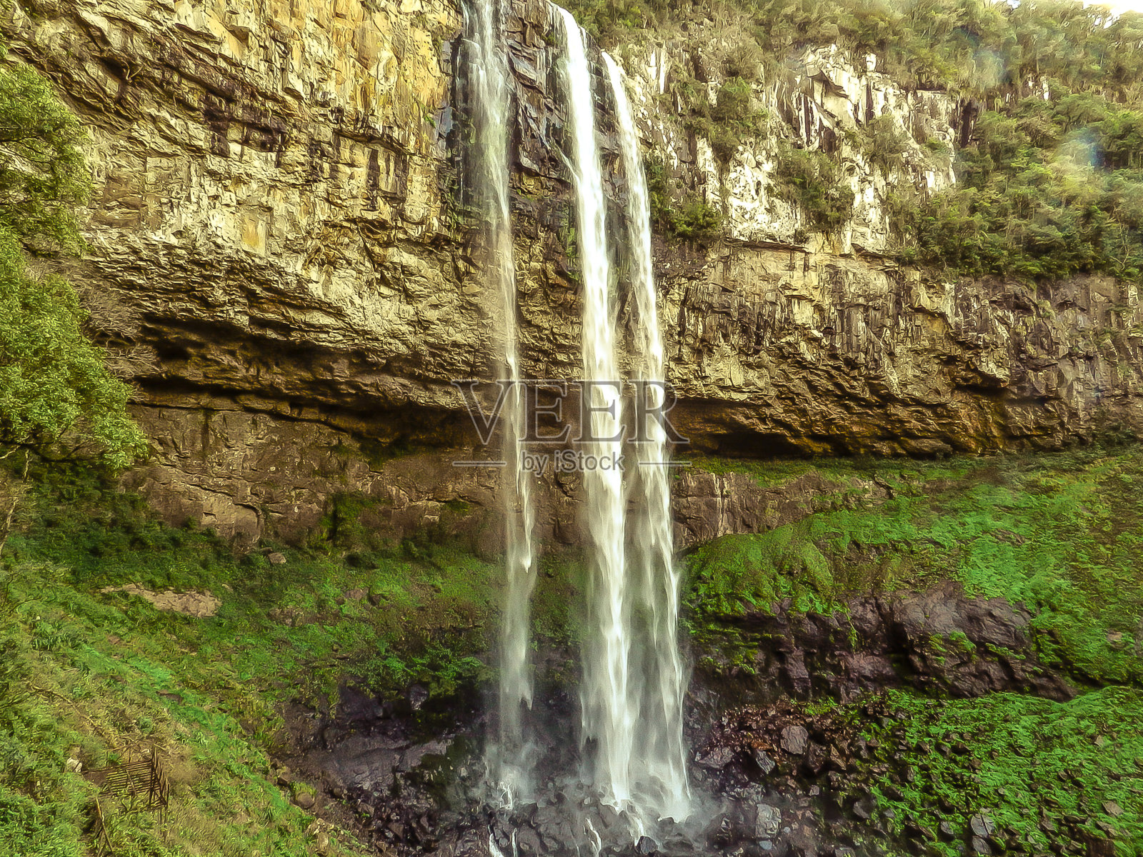 瀑布在卡拉科尔- RS照片摄影图片