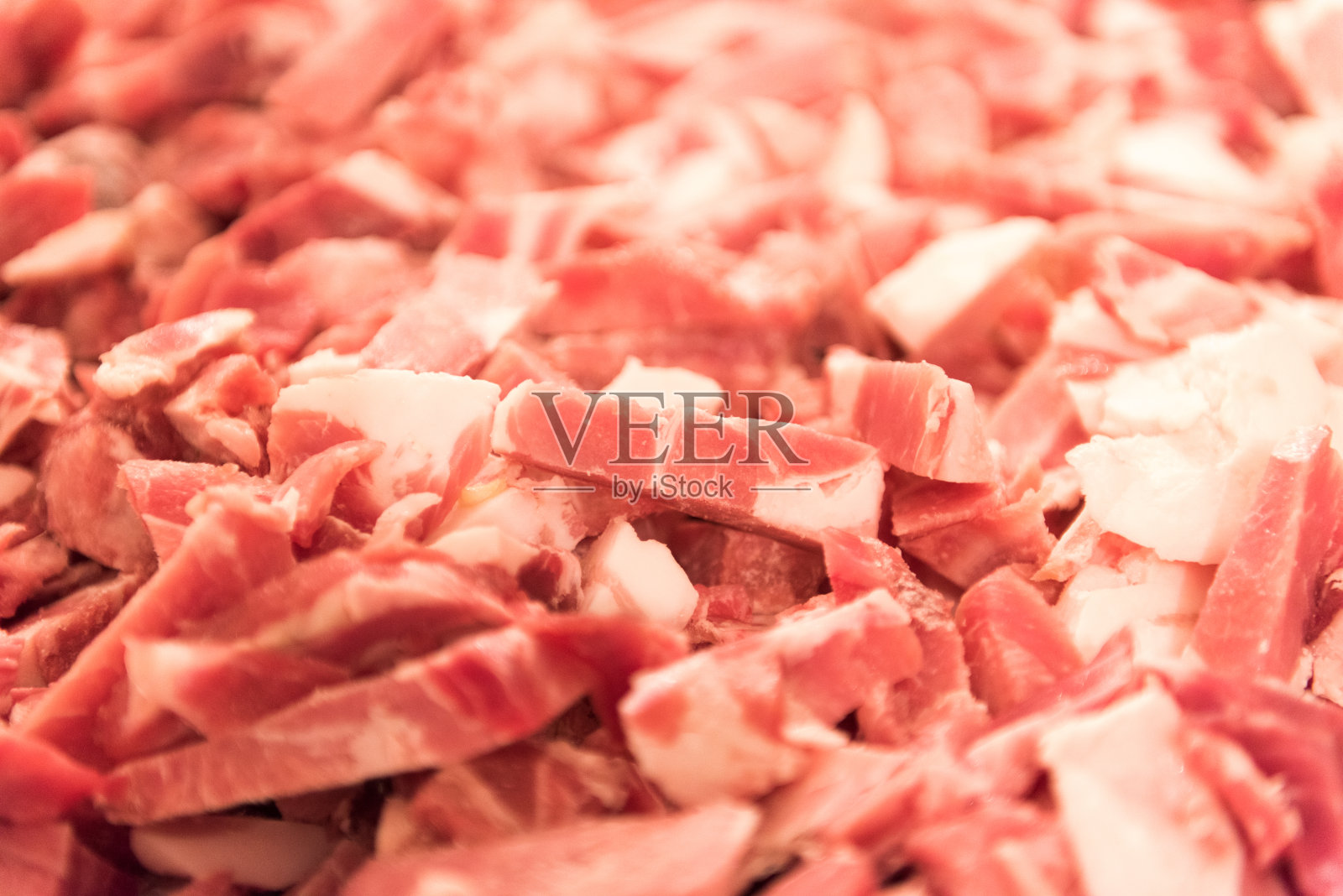 准备研磨的生肉照片摄影图片