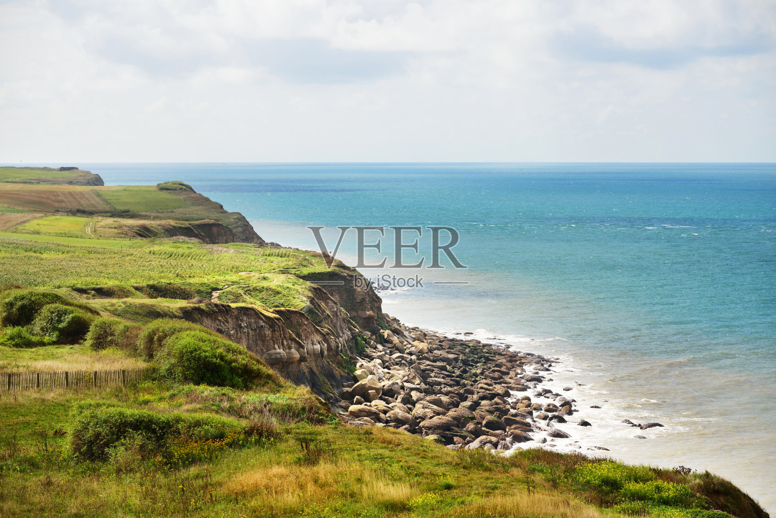鸟瞰图的海岸在Cap Gris Nez,法国照片摄影图片
