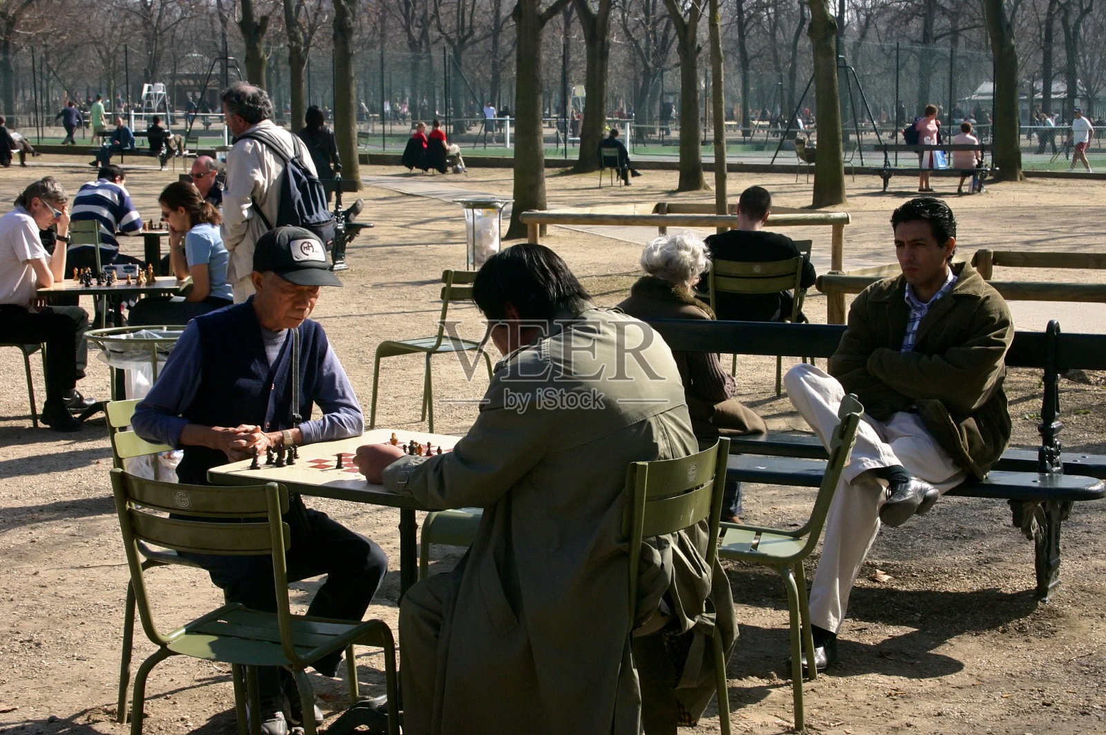 巴黎公园照片摄影图片