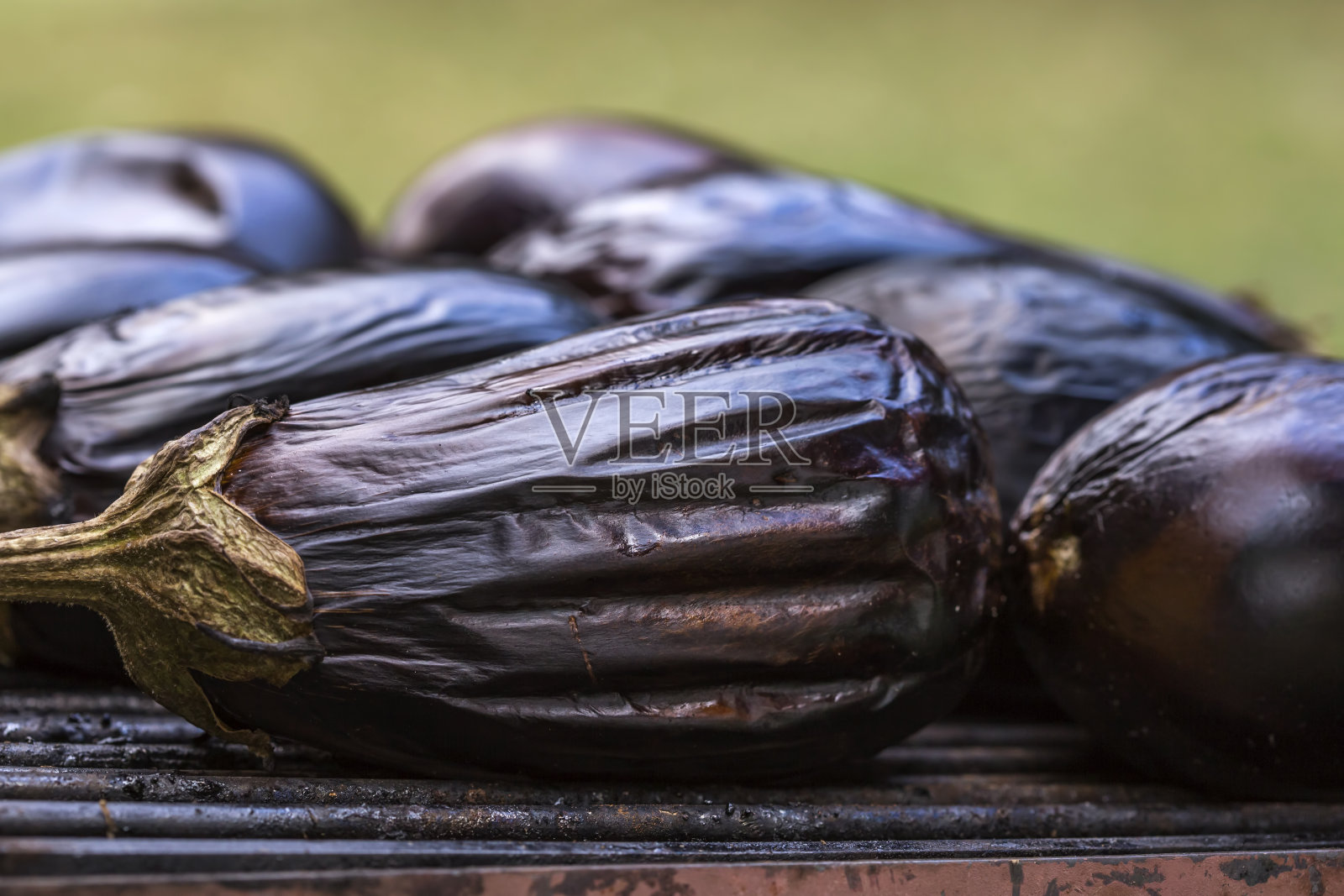 在烤茄子照片摄影图片
