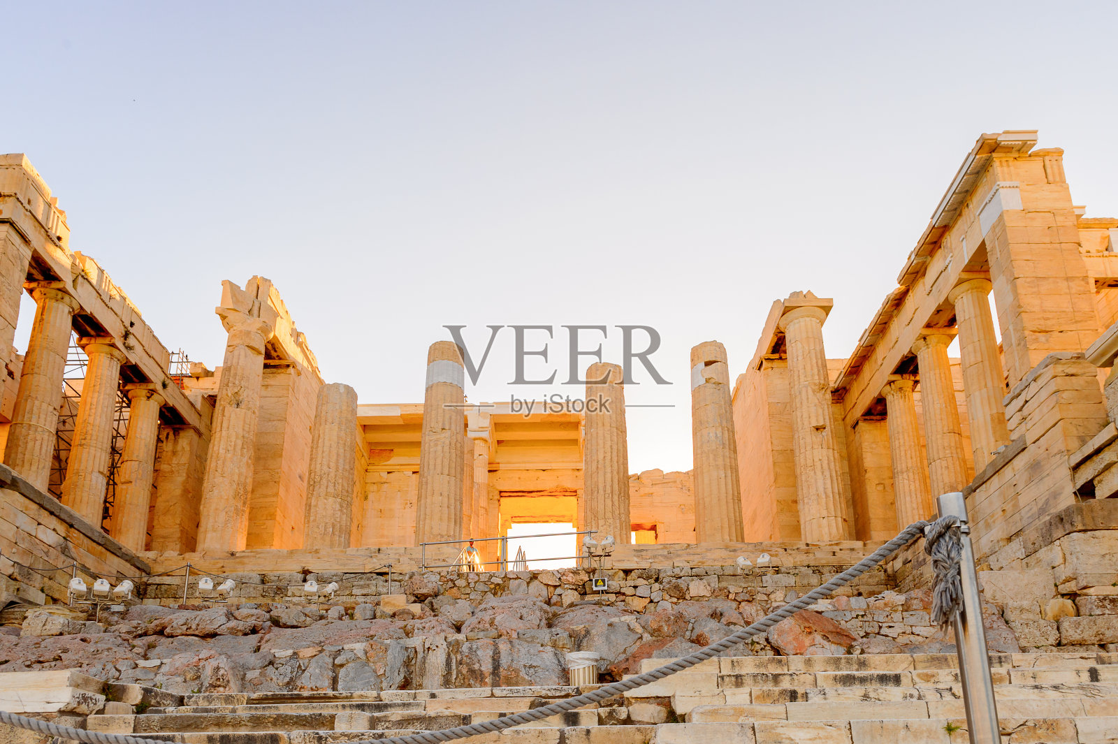 雅典卫城的大门。联合国教科文组织世界文化遗产。照片摄影图片