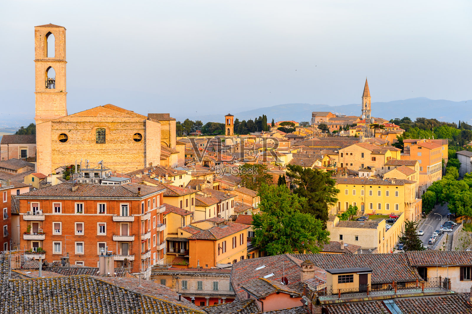 意大利翁布里亚佩鲁贾的黄昏全景照片摄影图片