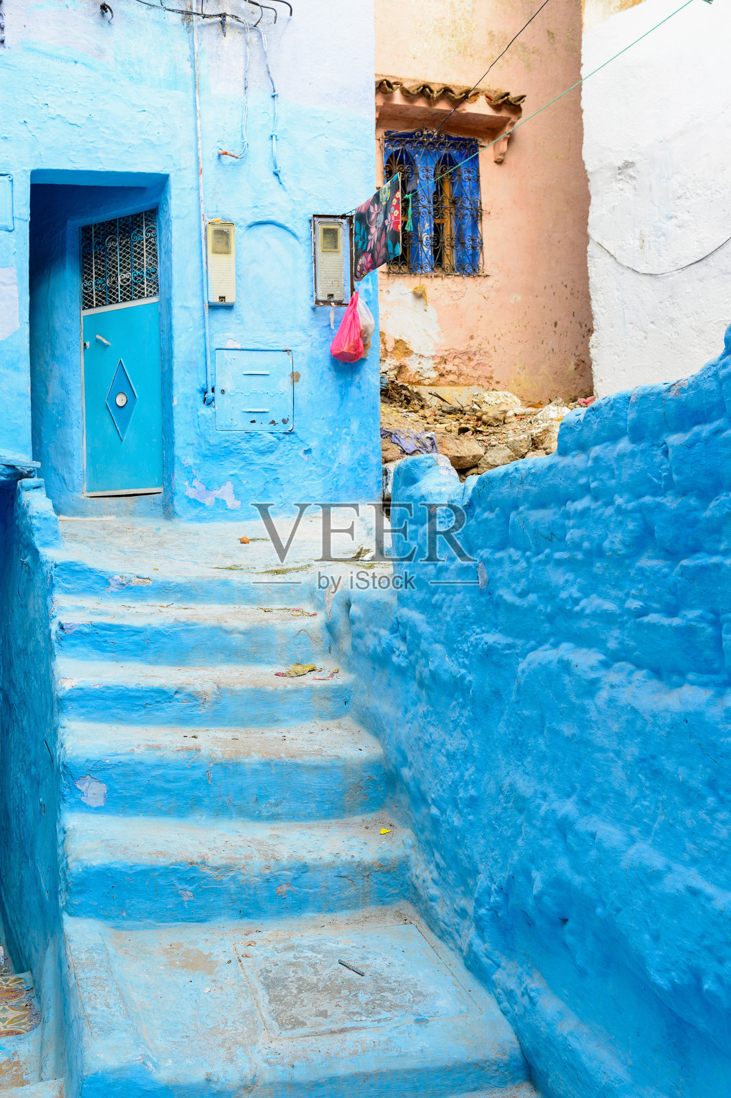 摩洛哥西北部的一个小镇,以其蓝色的建筑而闻名照片摄影图片