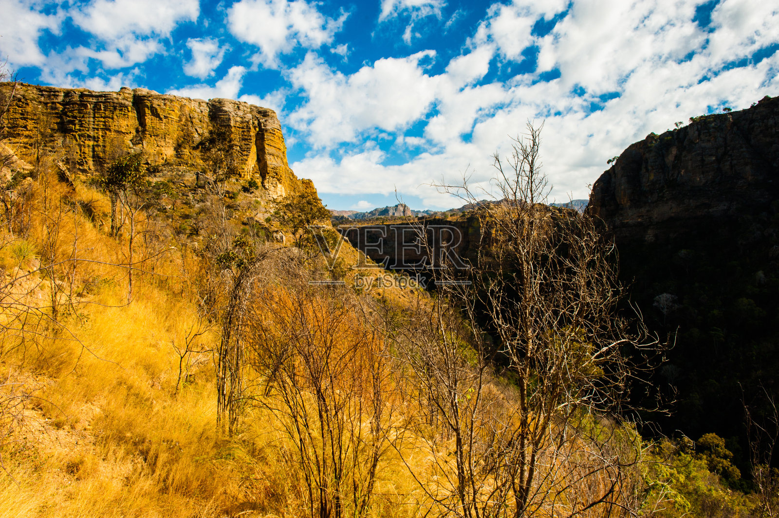非洲马达加斯加的岩层照片摄影图片