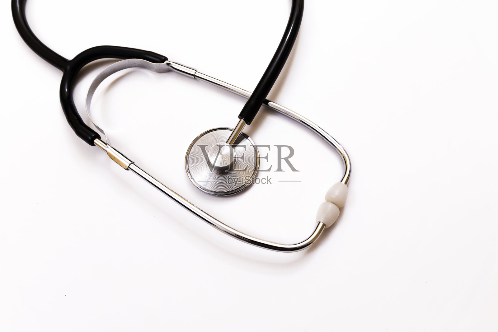 听诊器孤立在白色背景上照片摄影图片