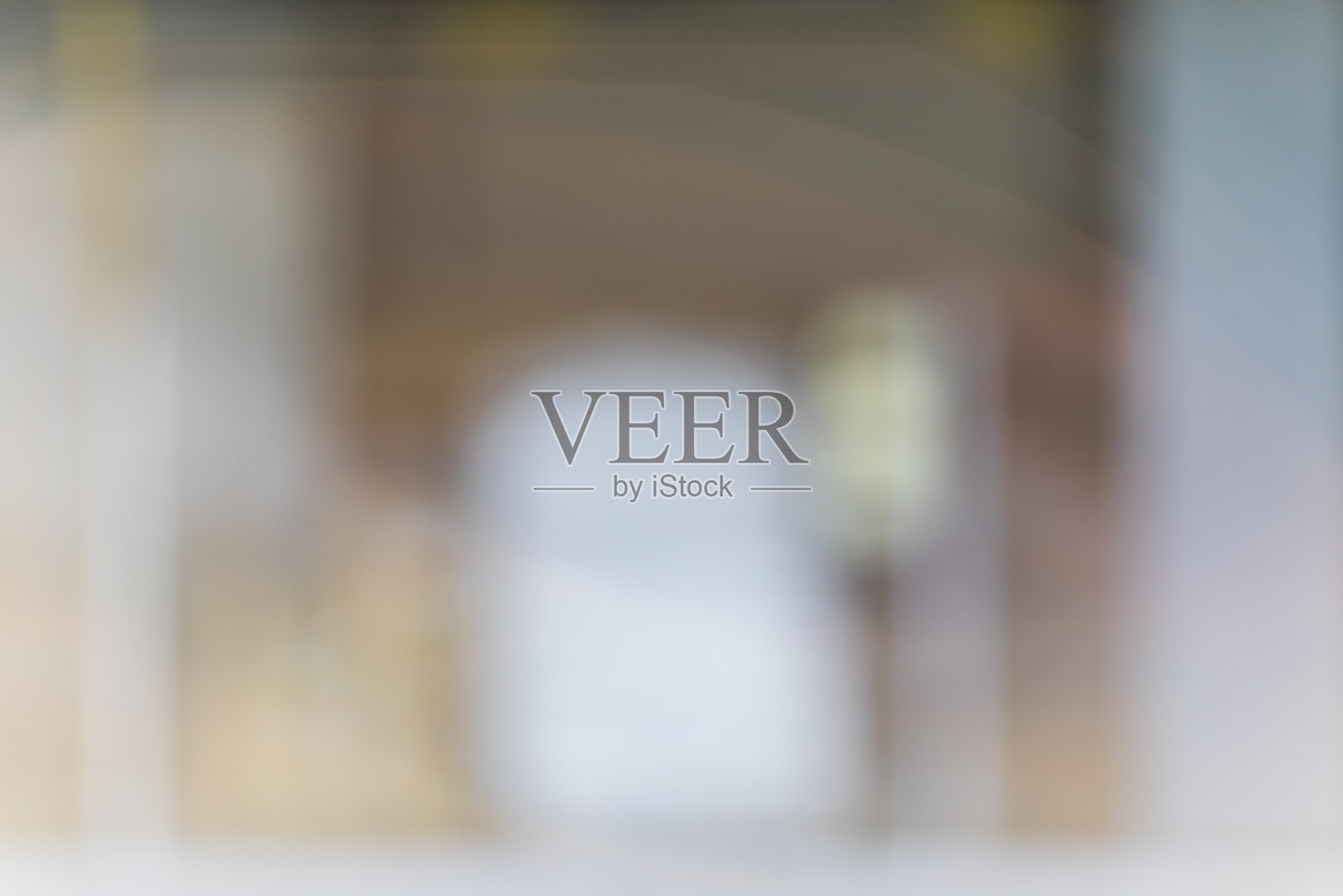 抽象模糊图像。模糊购物中心商店内部作为背景照片摄影图片