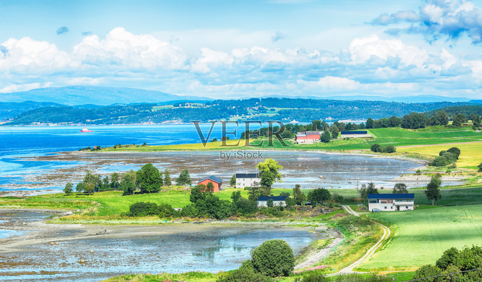 低潮时的特隆赫姆峡湾照片摄影图片