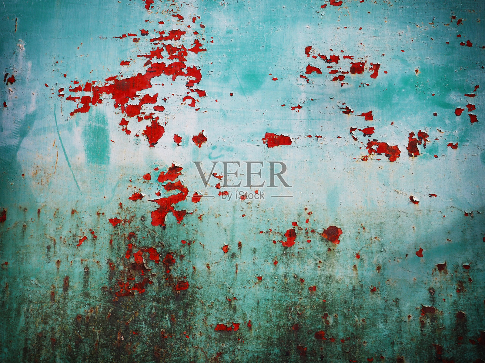 蓝色油漆生锈的金属表面与开裂的纹理和背景照片摄影图片