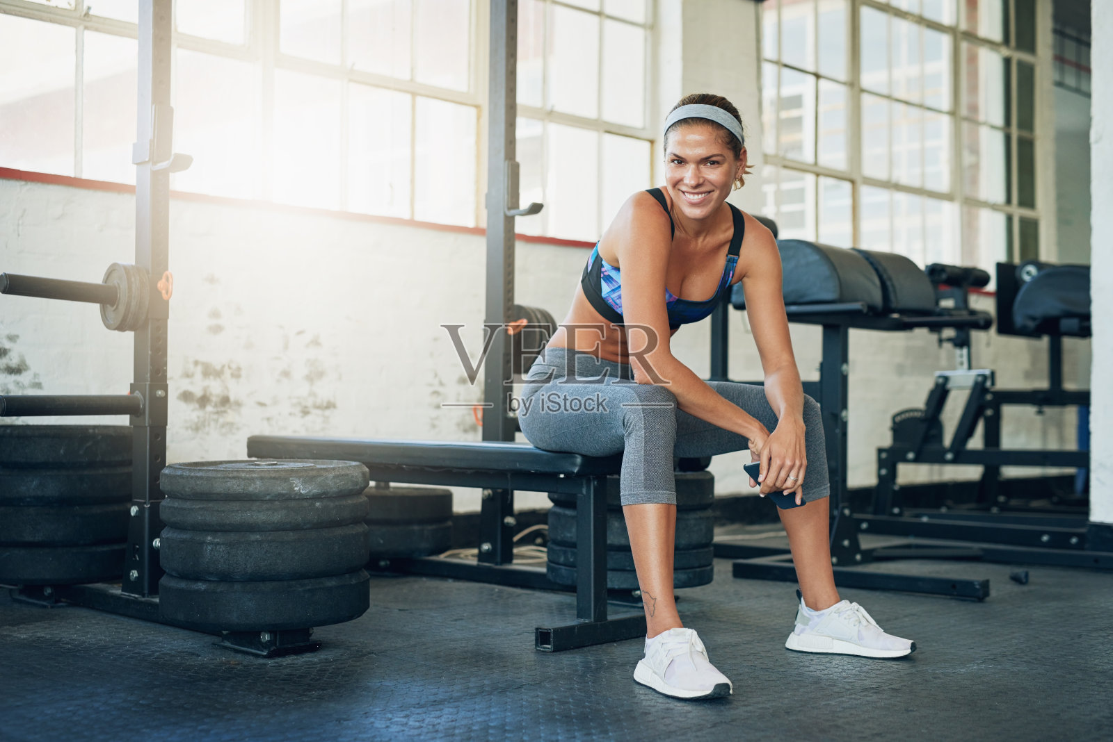 健身房是她的舒适区照片摄影图片